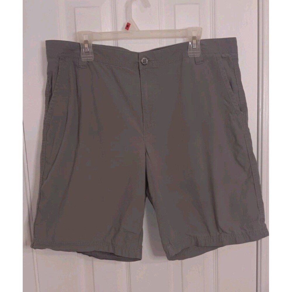 Men's Columbia Shorts Gray Size 38W